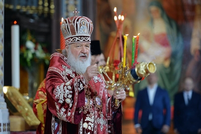 В день праздника Светлого Христова Воскресения Святейший Патриарх Кирилл совершил Пасхальную великую вечерню в Храме Христа Спасителя