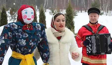 Фонд «Достойно Есть» устроил Широкую Масленицу для школьников
